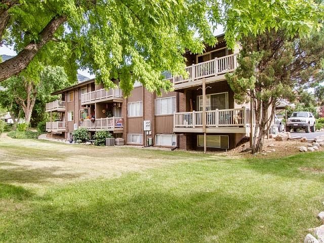 1st image of 1384 Mill Creek Dr APT 6