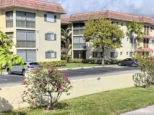 257 S Cypress Road #439, Pompano Beach, FL 33060