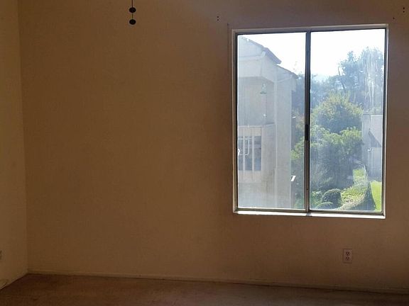 5th image of 1620 Neil Armstrong St Unit 308