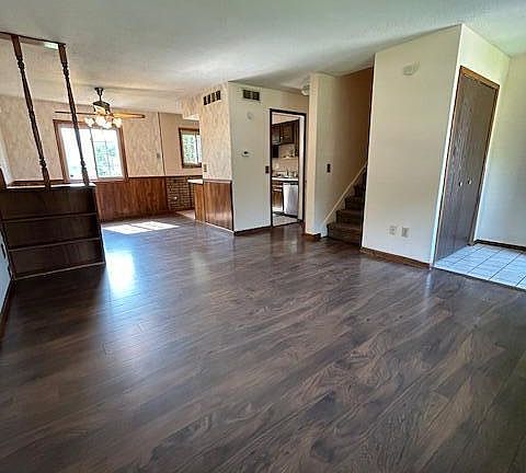5th image of 5222 Sunrose Ave