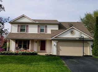 7308 Woodshire Ln, Holland, OH 43528