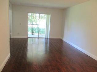 835 NW 103rd Ter, Pembroke Pines, FL 33026