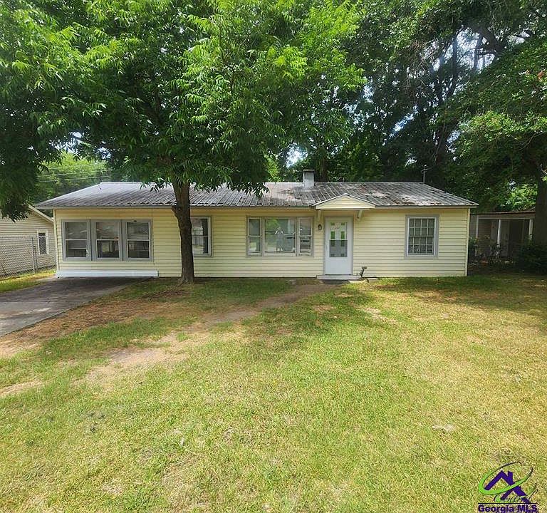 1st image of 239 Ward St