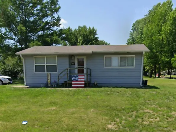 1109 19th St, Valley Falls, KS 66088