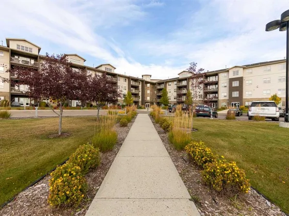 4102 NE 69th Ave #328, Lloydminster, AB T9V 2H9