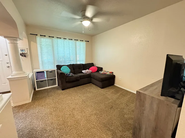 5203 Causeway Ct — Photo 12