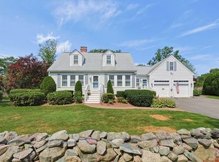 707 Page St, Stoughton, MA 02072