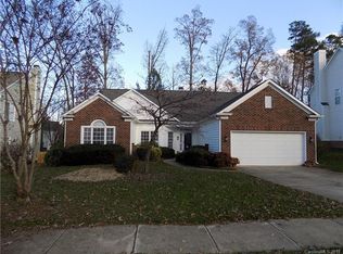 7418 Ridgefield Dr, Charlotte, NC 28269