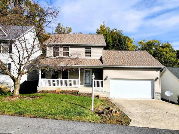 90 Antietam Dr, Morgantown, WV 26508