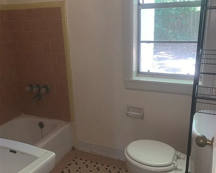 1607 Jackson Bluff Rd — Photo 11