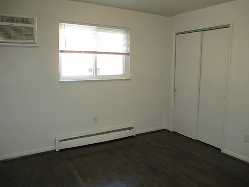 1668 Crest Hill Ave #1 — Photo 12