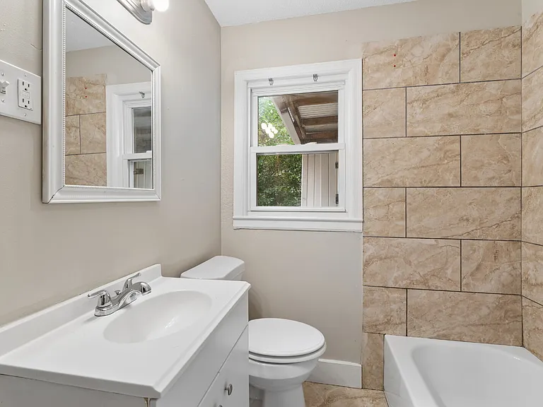 1101 South St — Photo 13