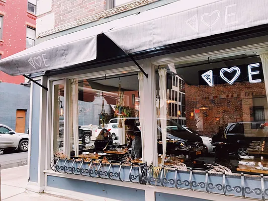 Rented by Bold New York | media 4