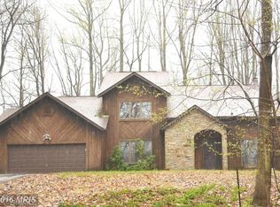 7 Woodsmen Ct, Reisterstown, MD 21136