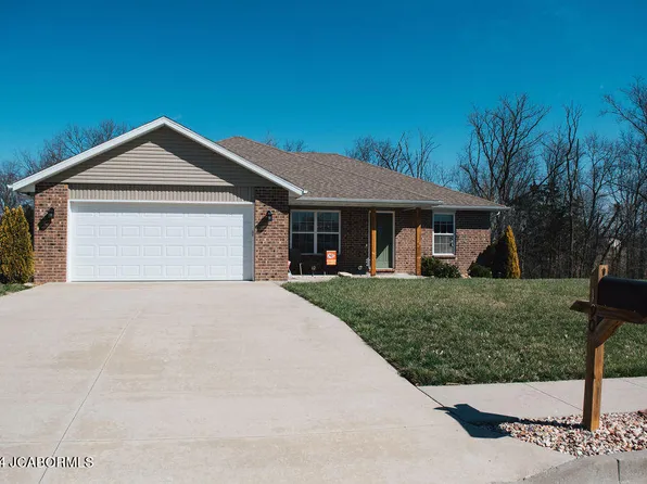 190 Saturn Ct, Holts Summit, MO 65043