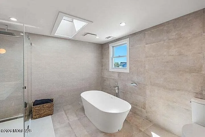 40 Riverdale Ave — Photo 7