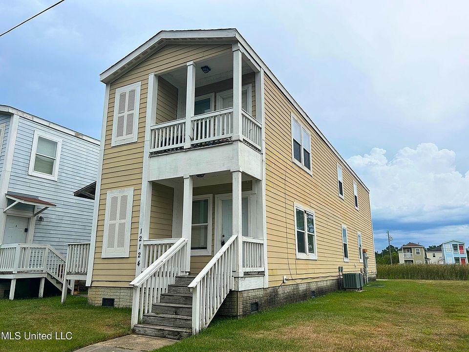 2nd image of 12124 Prudie Cir