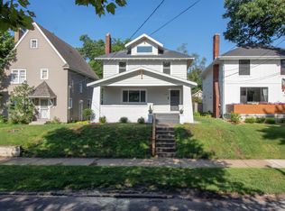 1137 Calvin Ave SE, Grand Rapids, MI 49506