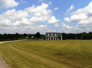 28 Lake Front Dr, Perkinston, MS 39573