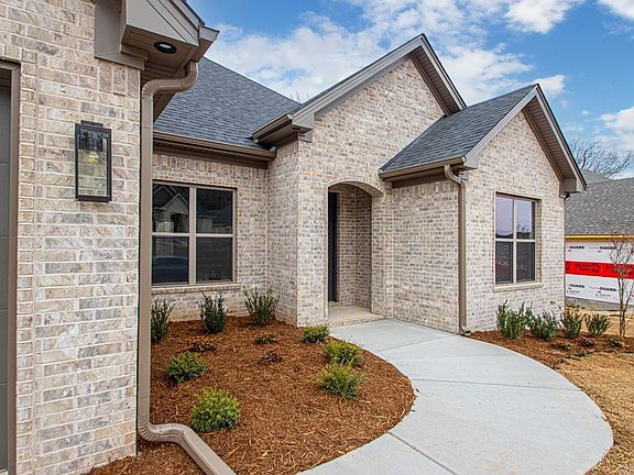 4th image of 9296 Wooddale Dr