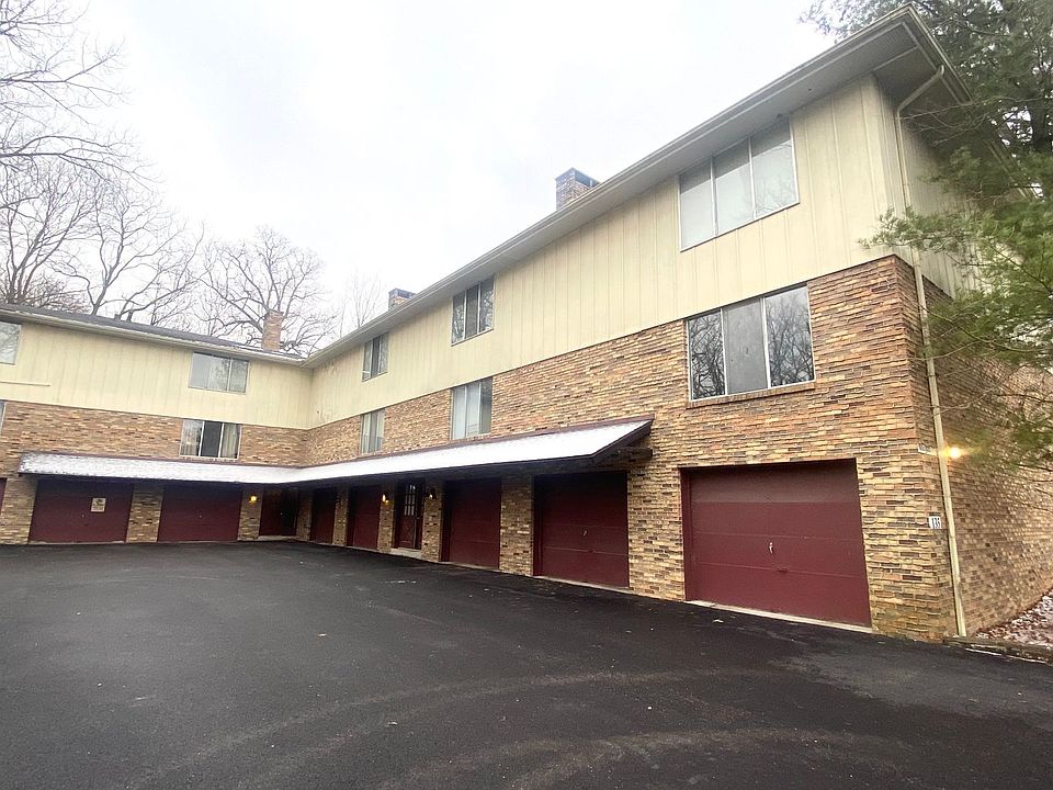 1st image of 135 E Oak Cliff Ct APT 101