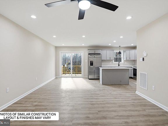2nd image of 813 Crow Dr