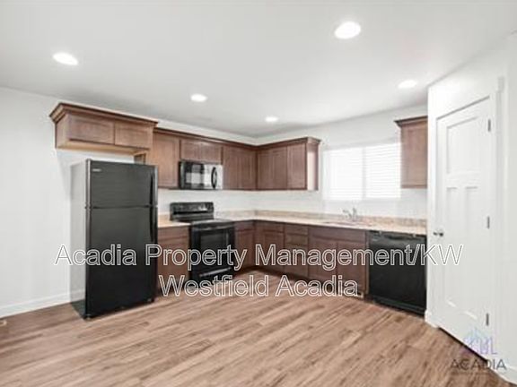 3rd image of 14421 S Miners View Ct