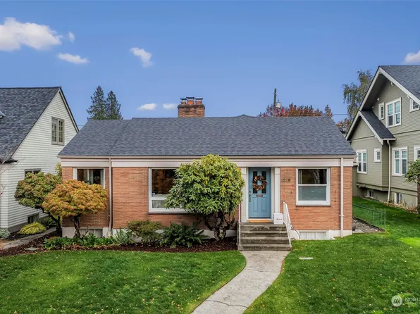 2526 8th Avenue W, Seattle, WA 98119