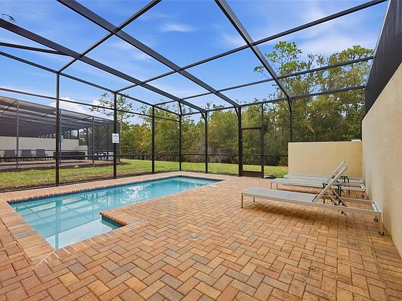 2nd image of 8851 Geneve Ct