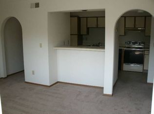 506 NE Chipman Rd APT 77, Lees Summit, MO 64063