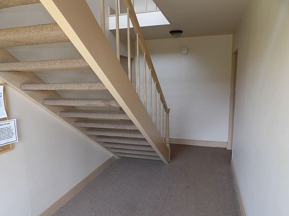 5th image of 607 Forest Hill Dr #6-07