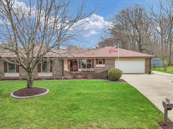 3629 Tuttle St, Danville, IL 61832