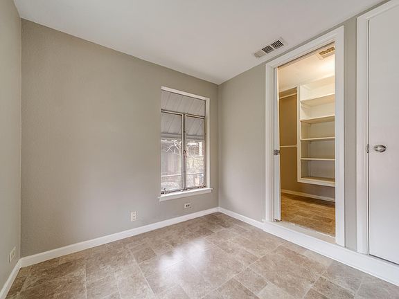 5th image of 606 W Huisache Ave