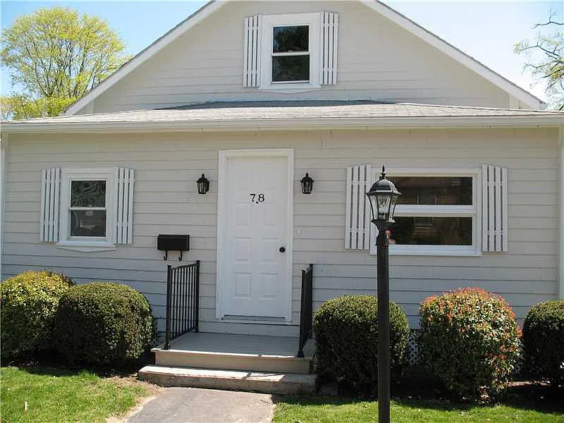 2 bed, 1.0 bath, 1008 sqft, $3,000 — Photo 2