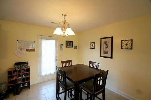5th image of 50 Coventry Ct