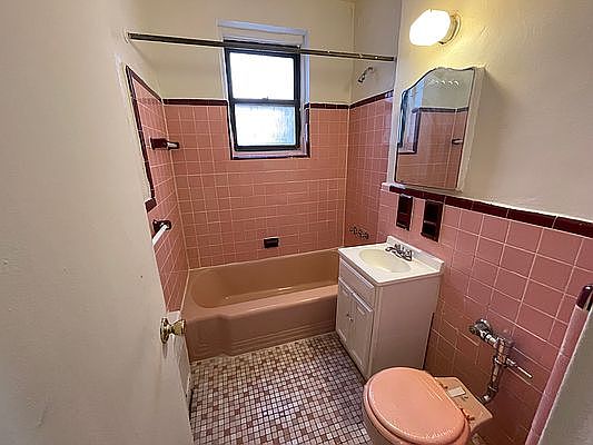 4th image of 7410 35th Ave APT 318W