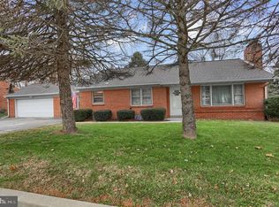 3031 Grandview Rd, Hanover, PA 17331