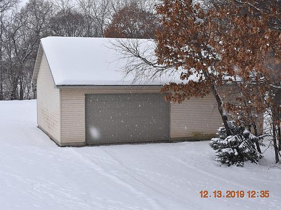 3rd image of 24310 Yerkes St NE