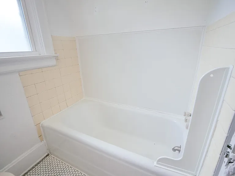 2730 Shaffer Ave #2 — Photo 8