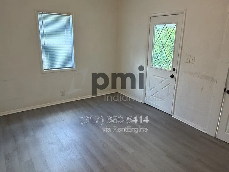 1308 W 4th St — Photo 14