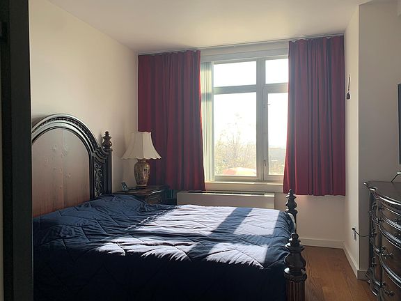 5th image of 40-28 College Point Blvd Unit 912