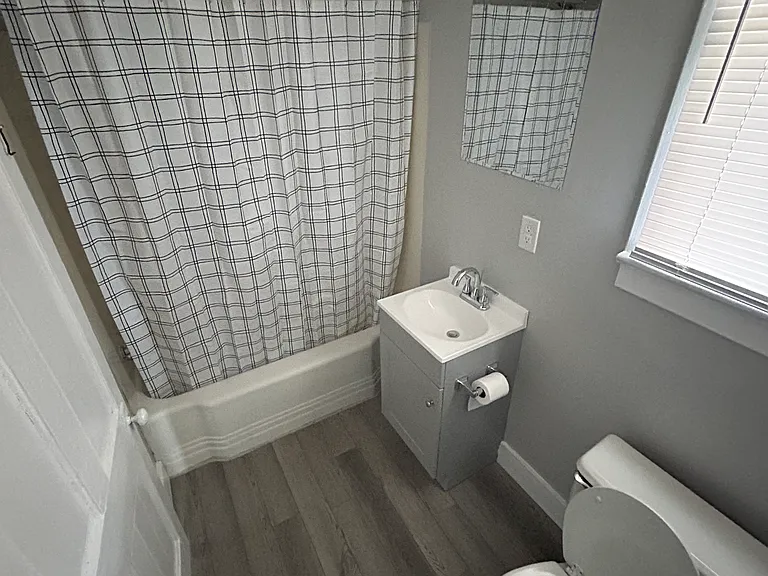 301 Duquesne Ave #1 — Photo 6