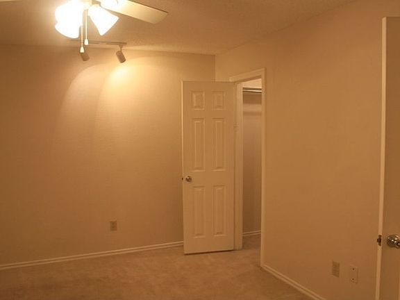 Master with Walk-In Closet