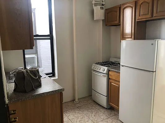 Rented by Domain Properties | media 17