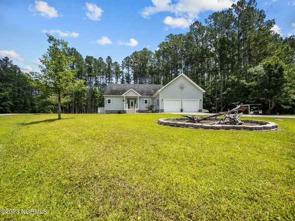 101 Sumter Court, Havelock, NC 28532