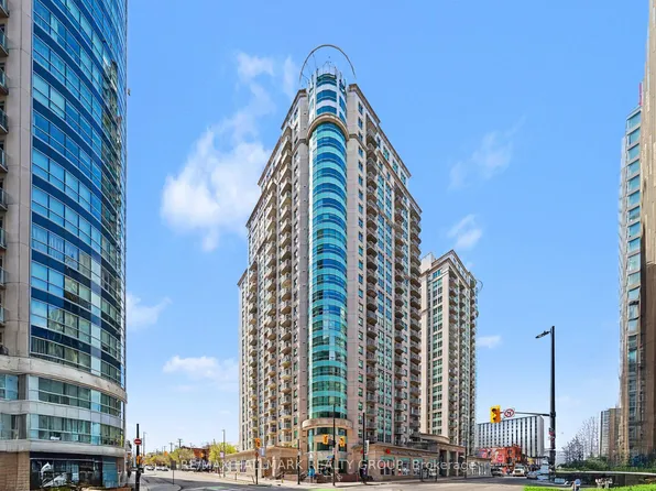 234 Rideau St #1304A, Ottawa, ON K1N 0A9