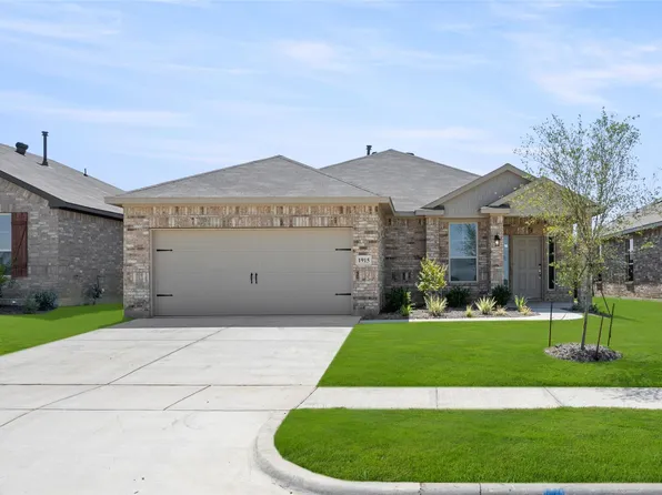 1915 Seminole Dr, Cleburne, TX 76033
