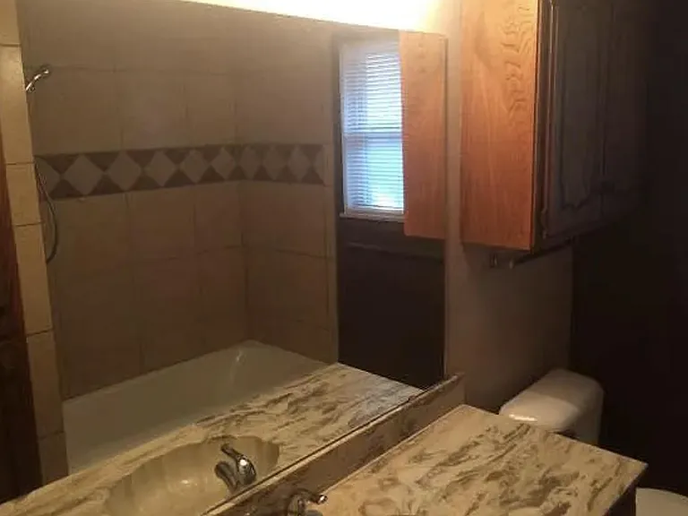 3601 Shannon Dr — Photo 7