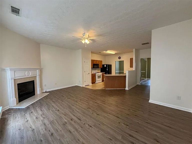 644 Kenridge Dr — Photo 9