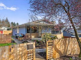 862 NW 87th St, Seattle, WA 98117